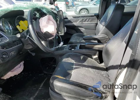 2014 Chrysler Town & Country S from USA, damaged, VIN 2C4RC1HG8ER361303